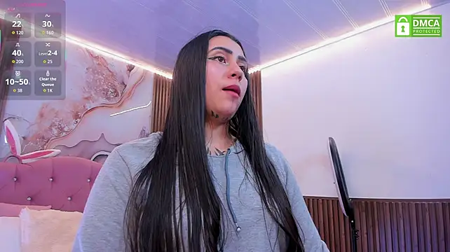 Kiara_tay live cam on StripChat