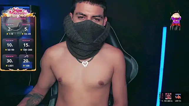 ALPHA_LATINO live sex cam