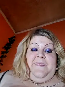 ducicsajsziii live cam on StripChat
