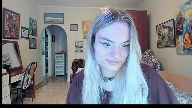 milliKira006 live cam on StripChat