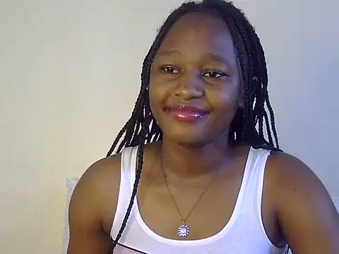 Petite_Ebony10 live cam on StripChat