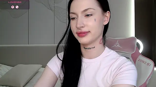 JenniferQueen11 live cam on StripChat