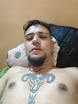 HallowedMilan live cam on StripChat