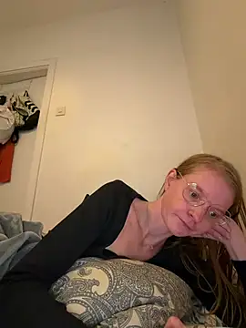 jannis1992 live sex cam