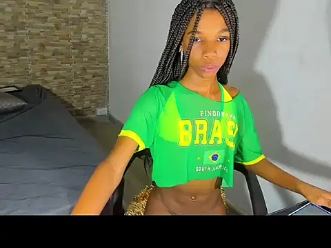Little_ebonyx live cam on StripChat