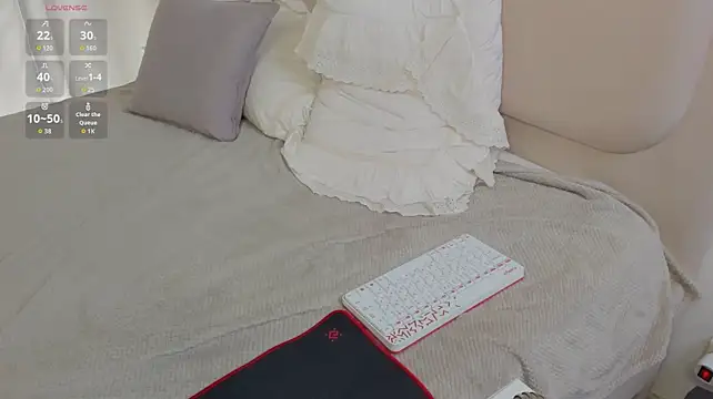 Jessie_Rayne live cam on StripChat