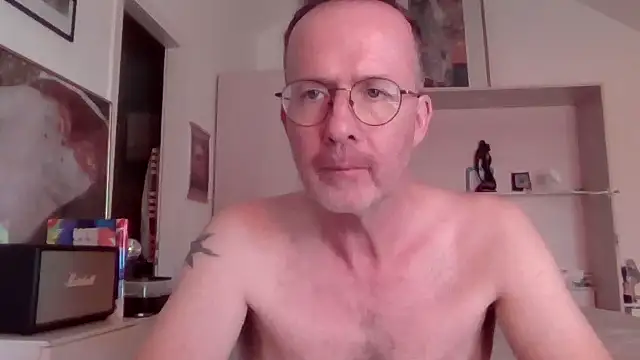 Lolodamour72 live sex cam