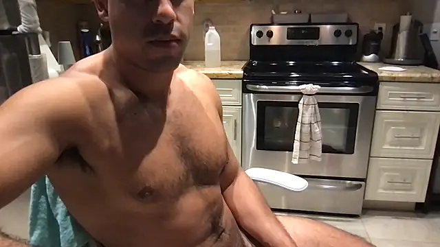 BigGuyMuscle live cam on StripChat
