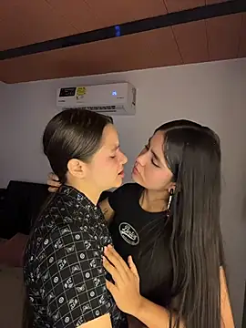 Zow_ live sex cam