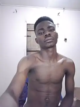 _Ifitexchris96 live cam on StripChat