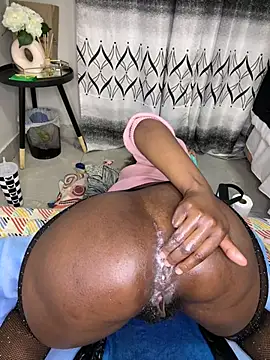 Nicole_bash live cam on StripChat