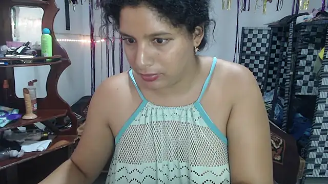 sexyhot20xxx live cam on StripChat