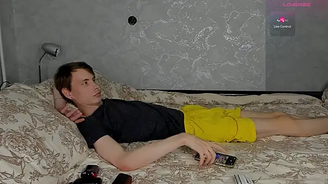ERICK__DEEN live cam on StripChat