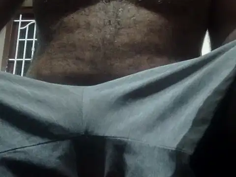 reegan889 live cam on StripChat