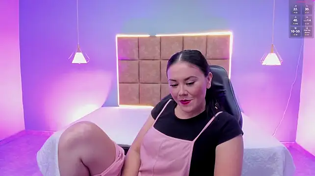 Natalia_Saenz_ live cam on StripChat