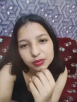 Queen_Rosyy live cam on StripChat