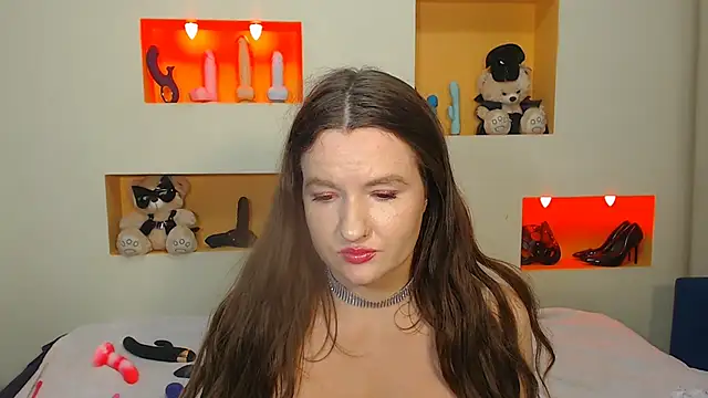 ChloeBrooklyn live cam on StripChat
