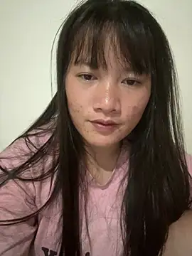 Zully- live cam on StripChat