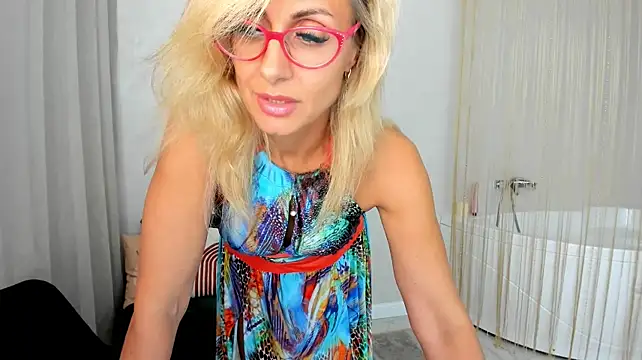 MuseOfStage live sex cam
