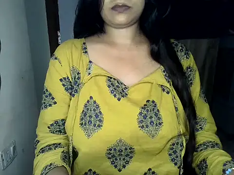 suhana-singh live cam on StripChat
