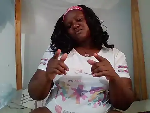 BLACKPUSSY-5 live cam on StripChat