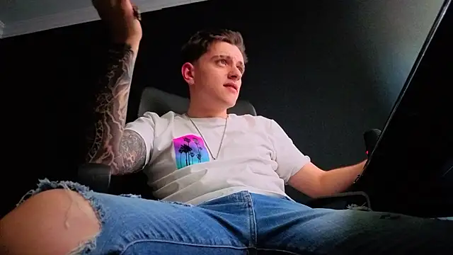 FelixStarkk live cam on StripChat