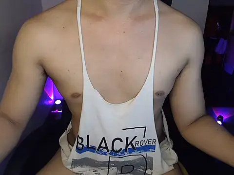 Hot_Muscle69 live cam on StripChat