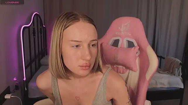 miucassie live cam on StripChat