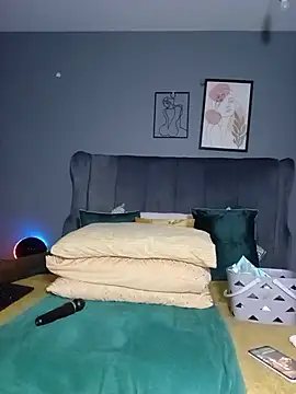RealMsPEARLsEXY69 live cam on StripChat