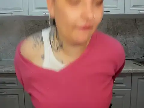 NikkiSummer live cam on StripChat