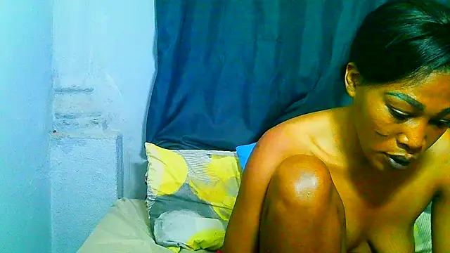 freaky_naughty live cam on StripChat
