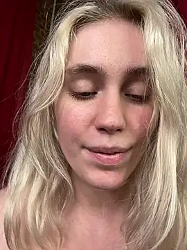LovelyMiu live sex cam