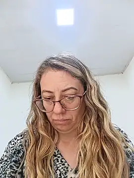 miss_hanna07 live cam on StripChat