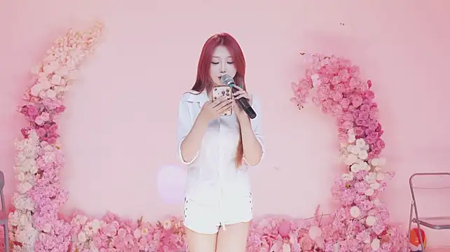 CJL-101 live cam on StripChat