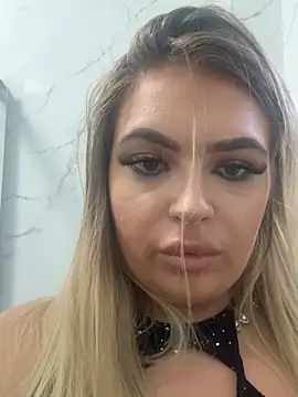 AmelyaNyx live cam on StripChat