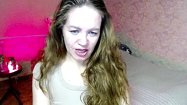 Fern_Lust live cam on StripChat