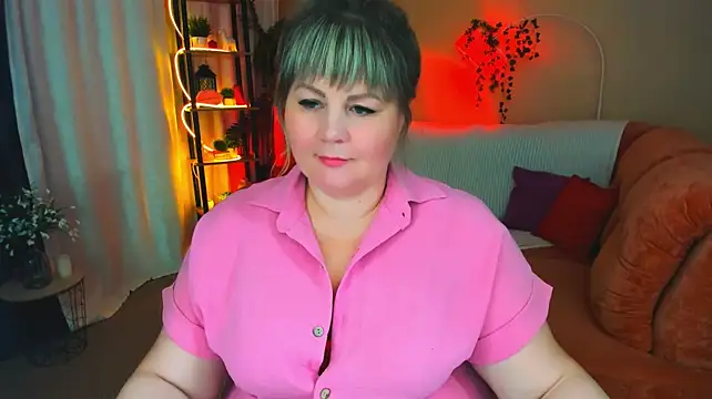 CrystaalStaar live cam on StripChat