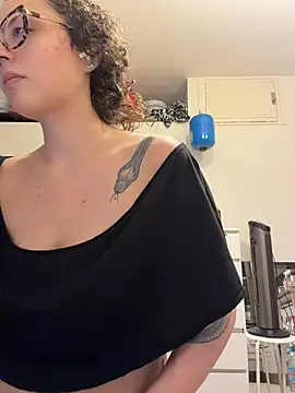 ladyturtle live cam on StripChat