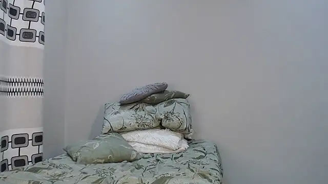 _MoniqueLovay_ live cam on StripChat