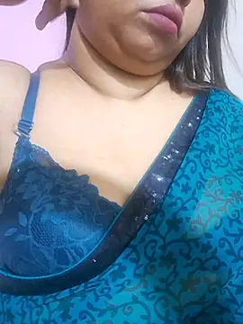 Ravina_patil1 live cam on StripChat
