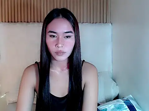 Sasha_Thornexx live cam on StripChat