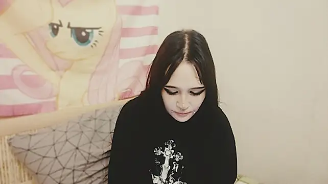 AliceMilati live cam on StripChat