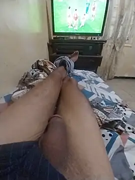 ovar12 live cam on StripChat