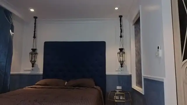 Marrymeplz live cam on StripChat