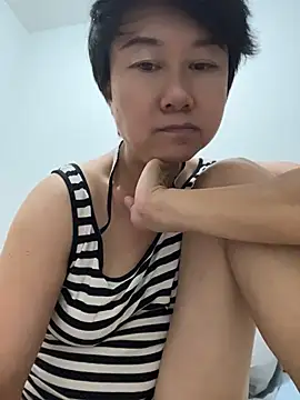 mmyun6 live cam on StripChat