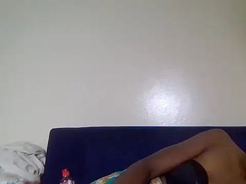 Petitesecret live cam on StripChat