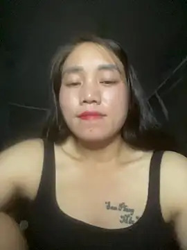 Chiip-bong live cam on StripChat