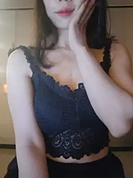 Mlemmz live cam on StripChat