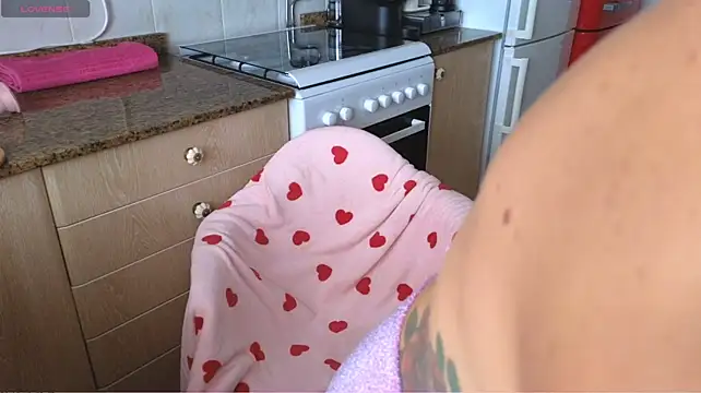 Lunamix live cam on StripChat