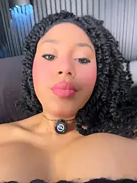 kendall_coxx live cam on StripChat